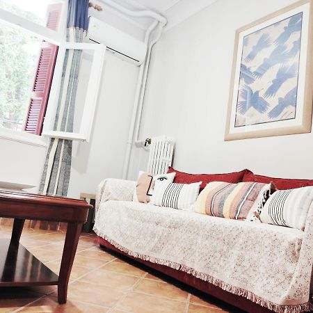 Apartament Under The Rock Of Acropolis By Yha Ateny Zewnętrze zdjęcie